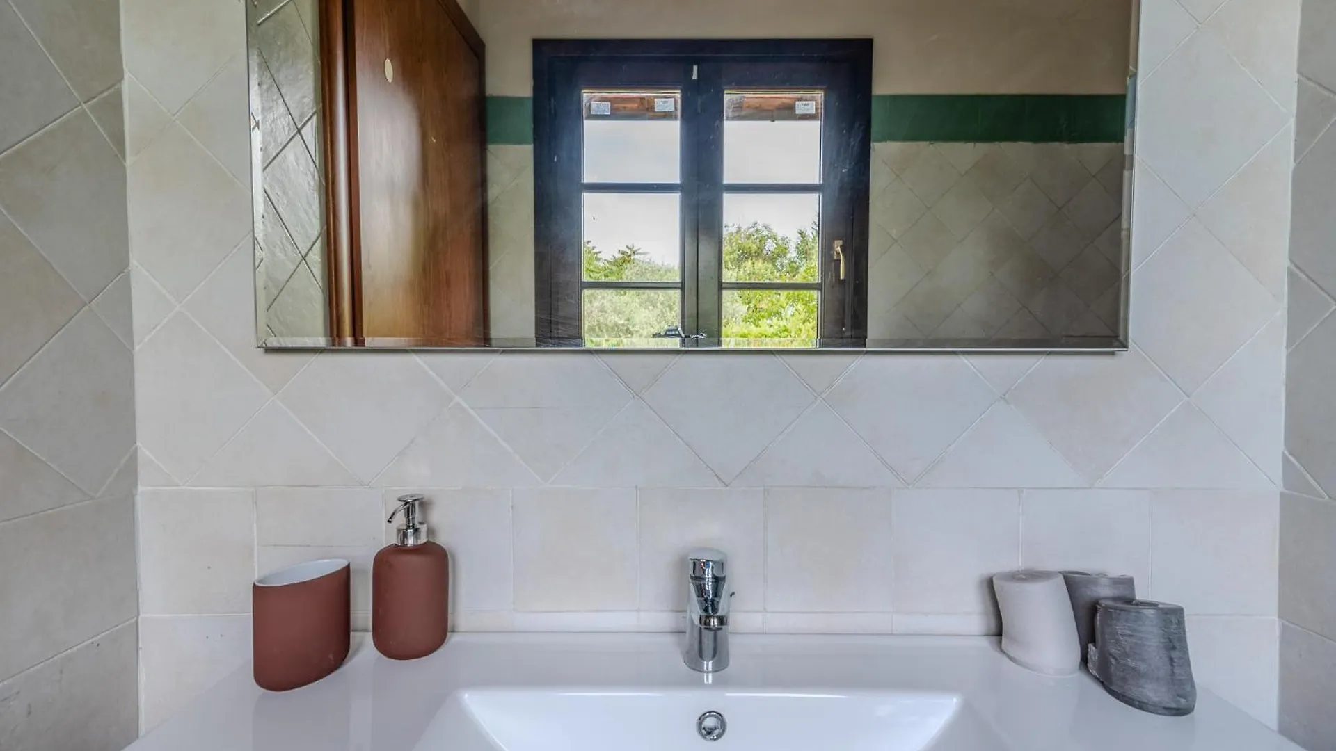 بيت للعطل Amis Home Castelnuovo D'elsa إيطاليا